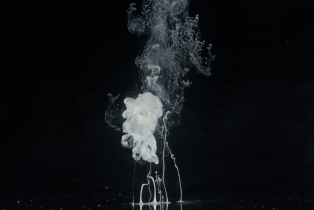 Liquid Flow - White_37