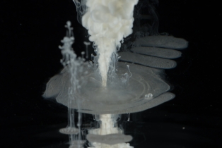 Liquid Flow - White_8