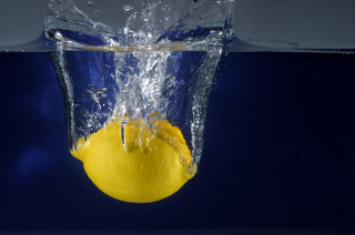 Obst in Wasser (47)