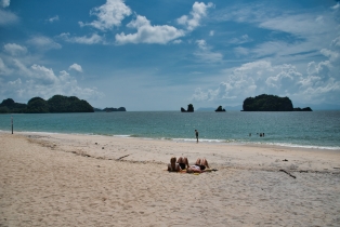 Black Sand Beach_24