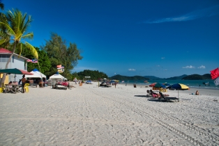 Cenang Beach (Pantai Cenang)_9