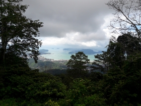 Gunung Raya